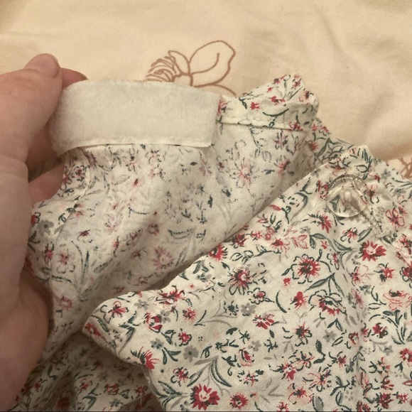 White Floral Wrap Skirt - Picture 4 of 6